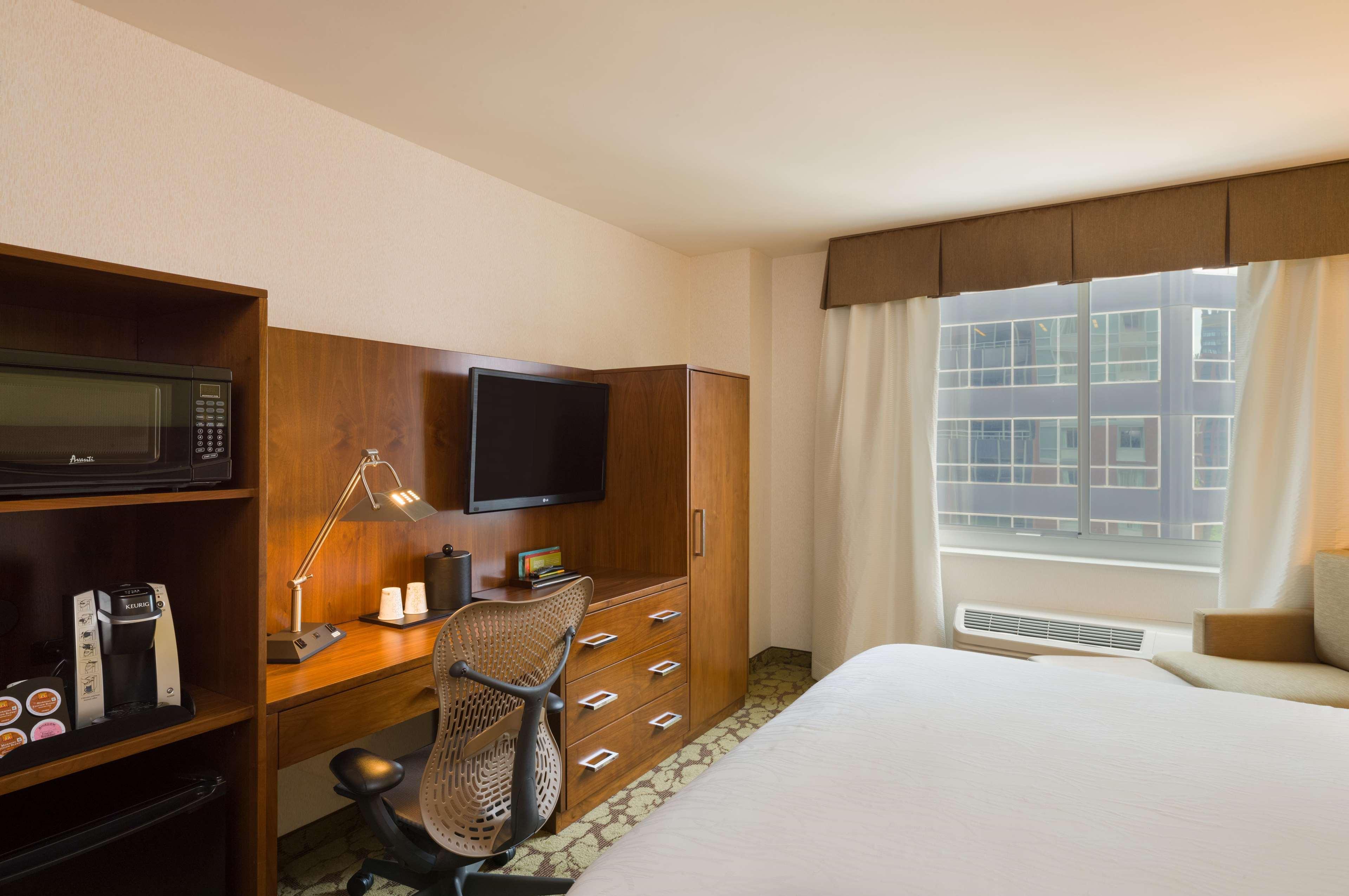Hilton Garden Inn New York Manhattan Midtown East Экстерьер фото
