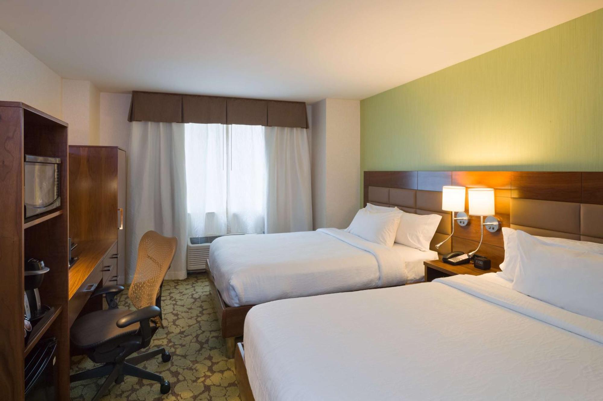 Hilton Garden Inn New York Manhattan Midtown East Экстерьер фото