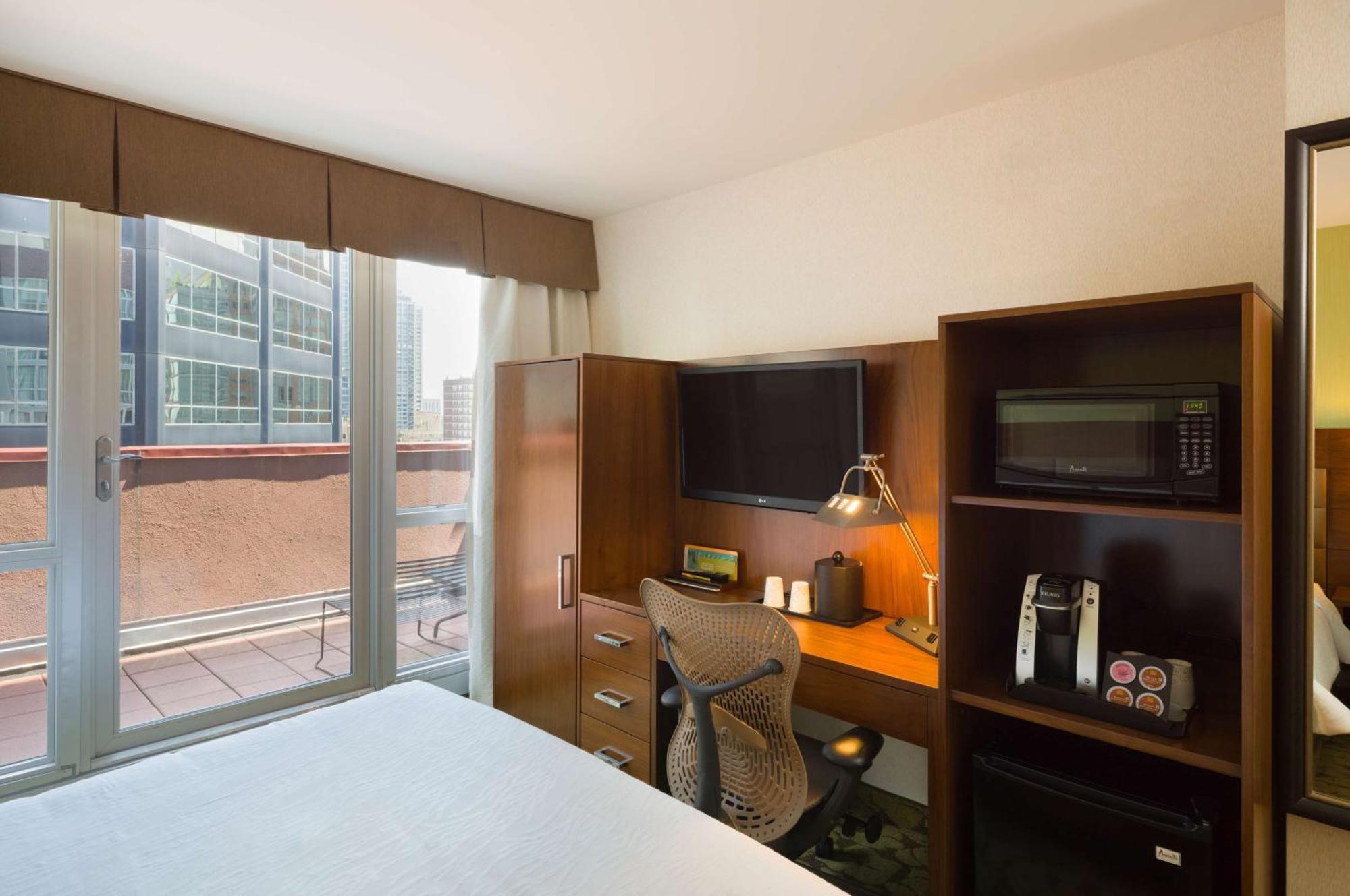 Hilton Garden Inn New York Manhattan Midtown East Экстерьер фото